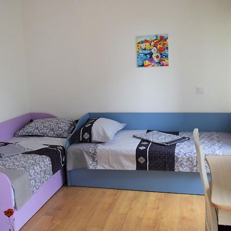 Top Center Apartment Gramophone With Private Parking Burgas Exteriör bild